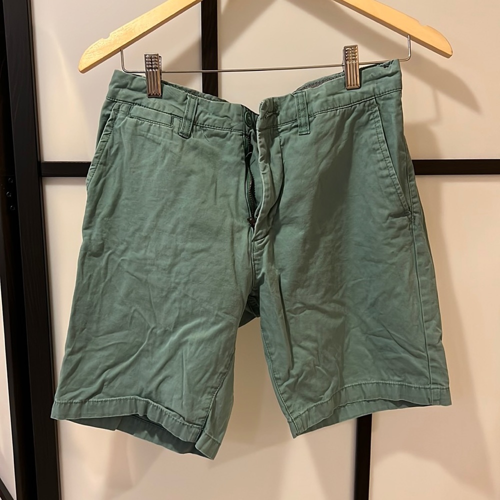 Green h&m shorts